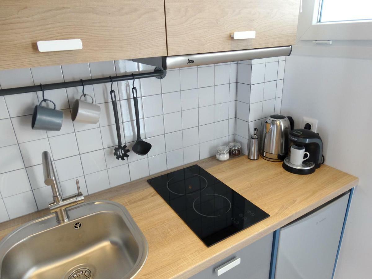 Voula Seaside Apartments Kallithea  Bagian luar foto